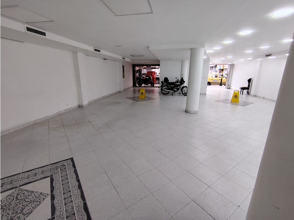 Local en arriendo Antioquia Itagüí Itagüí 260 m2 Habitaciones 0 Baños 2 Garajes 0 Precio $12000000