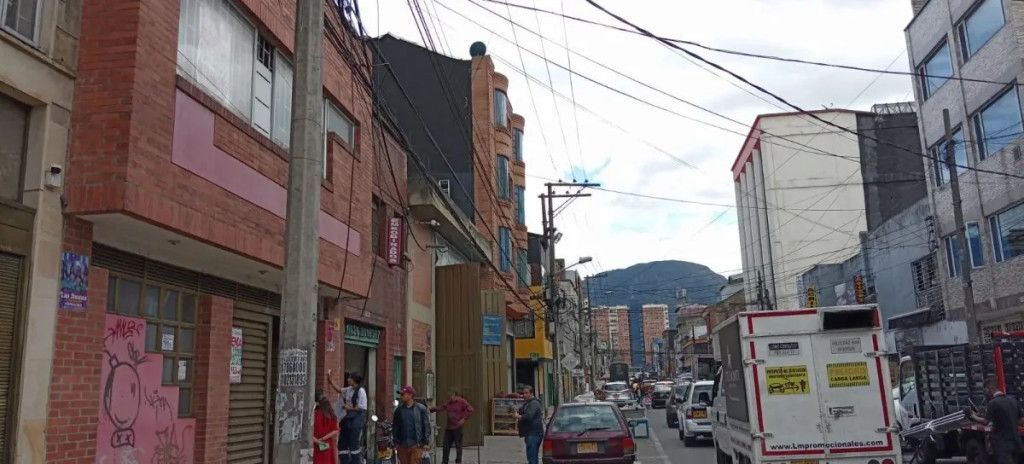 Bodega en arriendo Cundinamarca Bogotá Ricaurte 222 m2 Habitaciones 0 Baños 1 Garajes 0 Precio $8500000