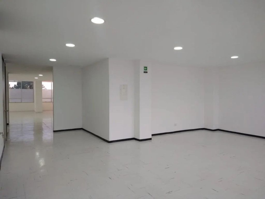Local en arriendo Cundinamarca Bogotá Las Orquideas 170 m2 Habitaciones 0 Baños 2 Garajes 0 Precio $5500000