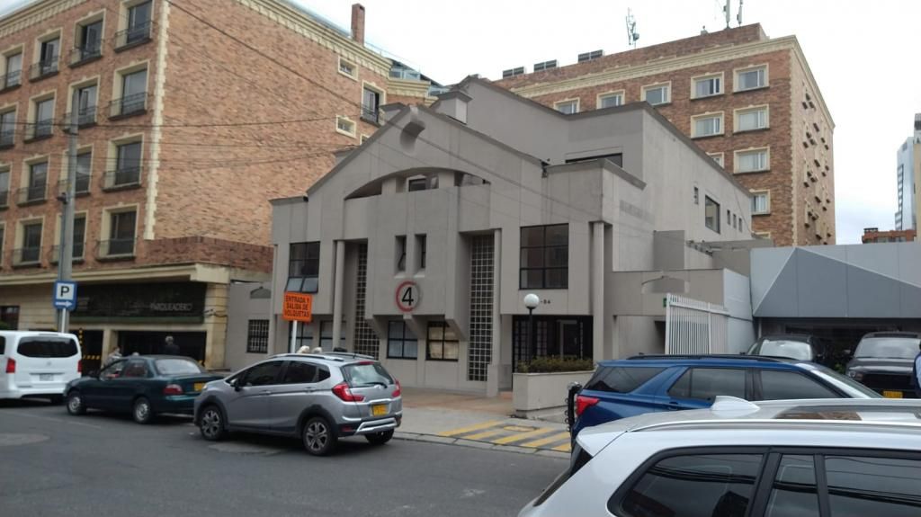 Oficina en arriendo Cundinamarca Bogotá Chicó Norte 25 m2 Habitaciones 0 Baños 1 Garajes 0 Precio $1393300