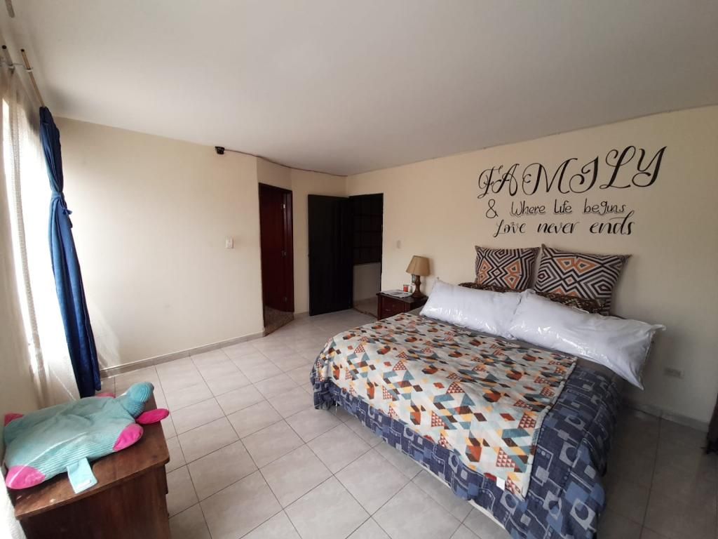 Casa en venta Cundinamarca Bogotá Las Ferias 288 m2 Habitaciones 8 Baños 7 Garajes 2 Precio $699000000