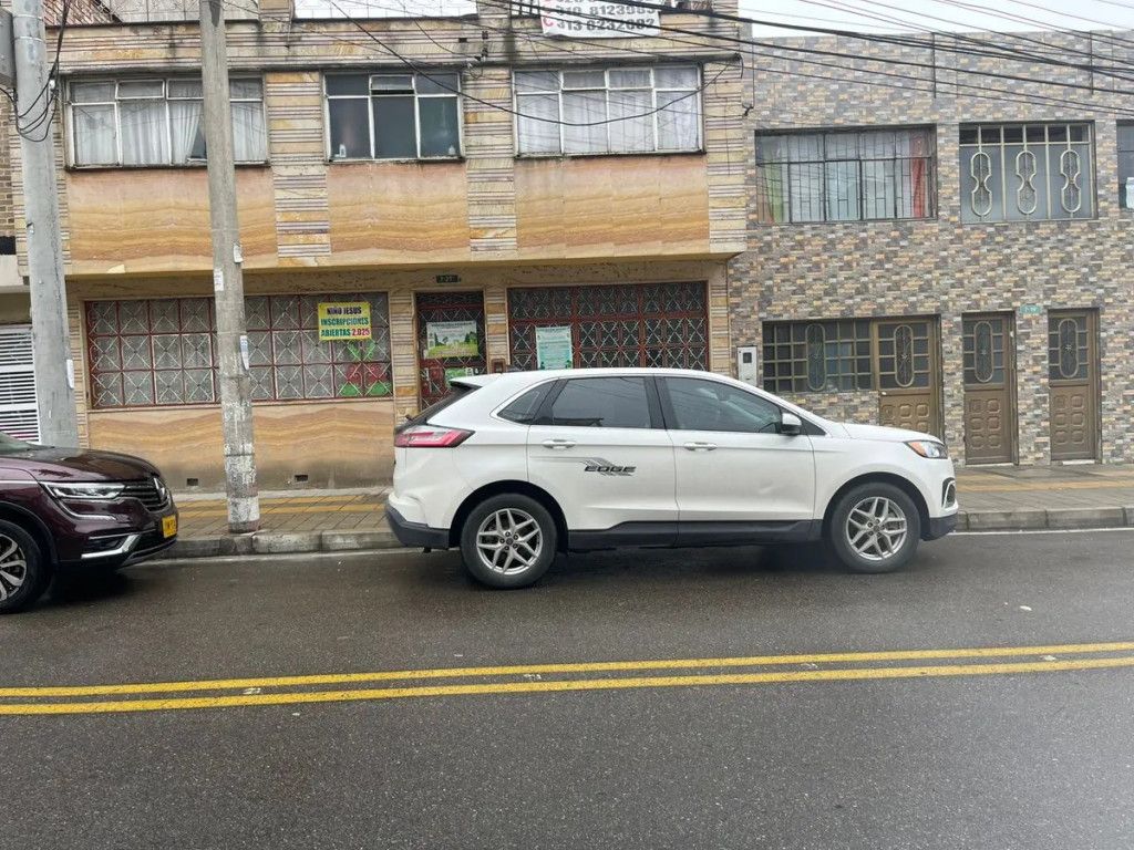 Casa en venta Cundinamarca Bogotá San Antonio De Padua 244 m2 Habitaciones 5 Baños 2 Garajes 1 Precio $830000000