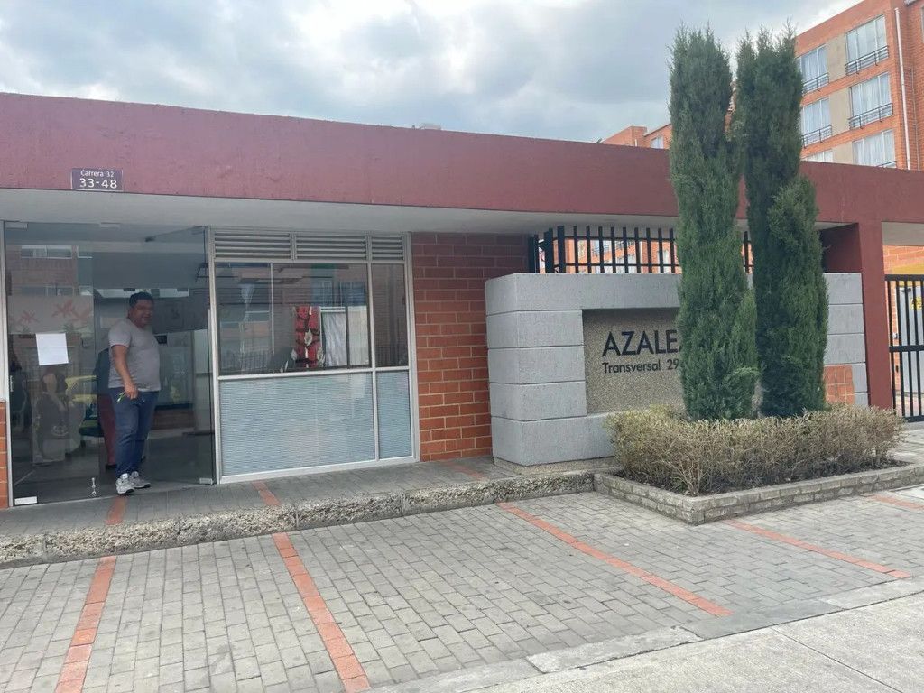 Apartamento en venta Cundinamarca Soacha Cr Almendro 54 m2 Habitaciones 3 Baños 1 Garajes 0 Precio $155000000