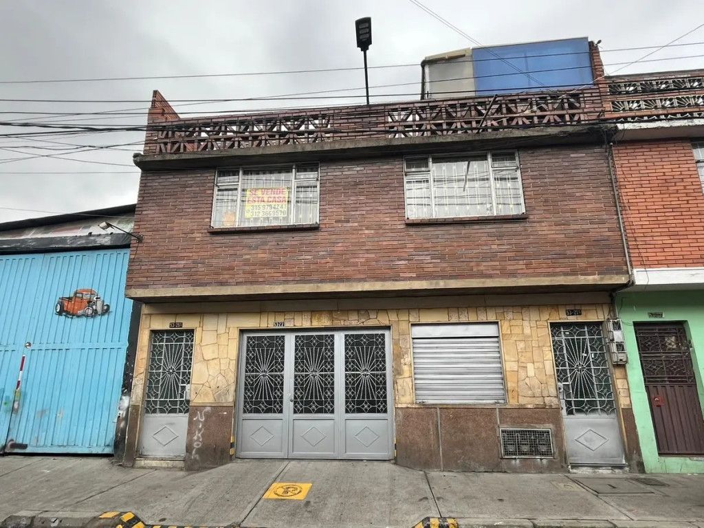 Casa en venta Cundinamarca Bogotá Abraham Lincoln 528 m2 Habitaciones 17 Baños 7 Garajes 1 Precio $710000000