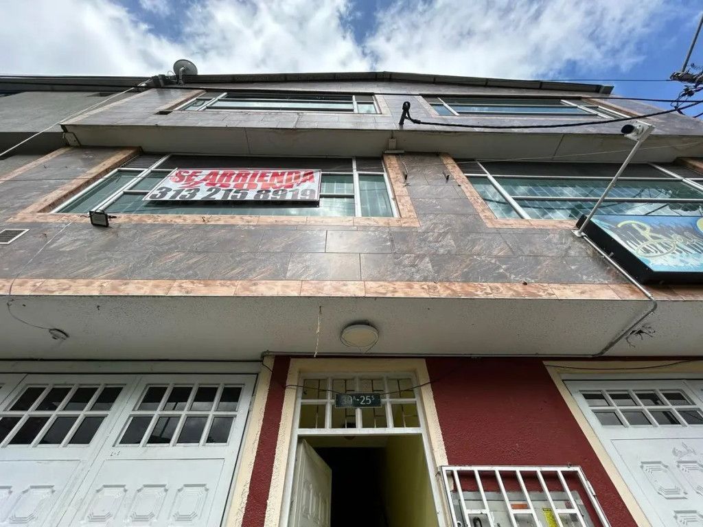 Edificio en venta Cundinamarca Bogotá La Victoria 700 m2 Habitaciones 0 Baños 4 Garajes 0 Precio $1390000000