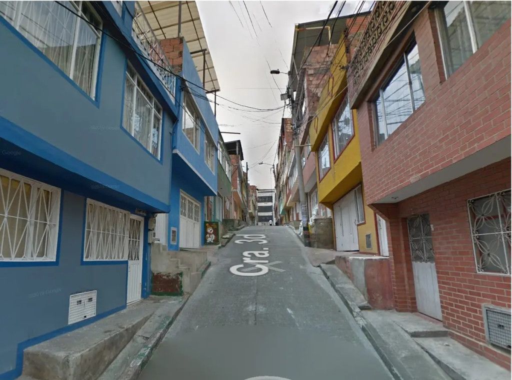 Casa en venta Cundinamarca Bogotá Cerros De Oriente 200 m2 Habitaciones 11 Baños 3 Garajes 0 Precio $290000000