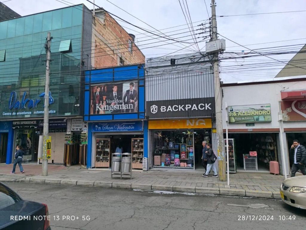 Local en venta Cundinamarca Bogotá Restrepo 192 m2 Habitaciones 0 Baños 2 Garajes 0 Precio $1000000000