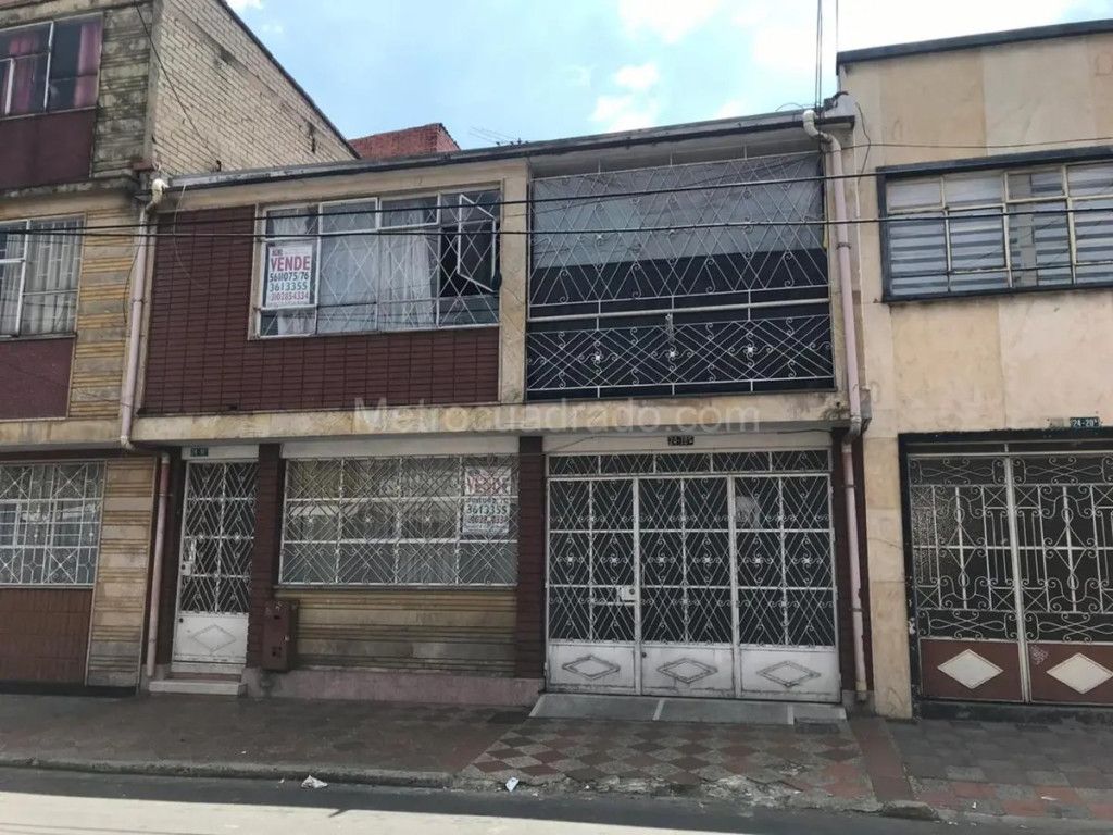 Casa en venta Cundinamarca Bogotá San Jose 250 m2 Habitaciones 5 Baños 3 Garajes 1 Precio $620000000