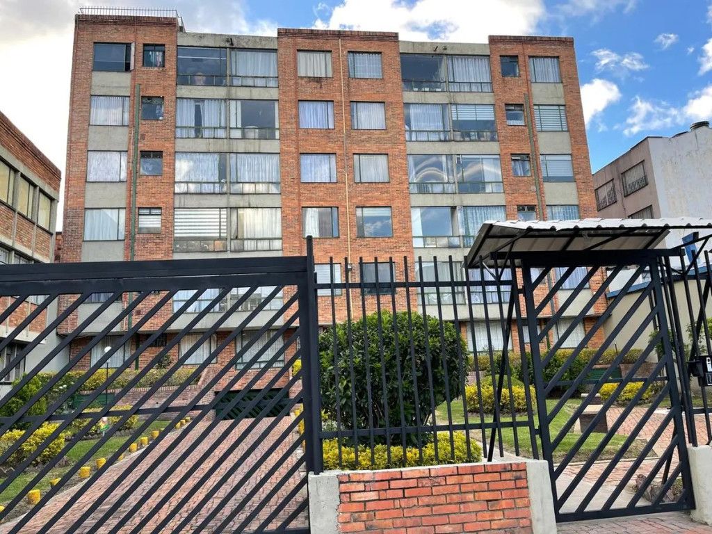 Apartamento en venta Cundinamarca Bogotá Policarpa Salavarreta 55 m2 Habitaciones 3 Baños 2 Garajes 1 Precio $330000000
