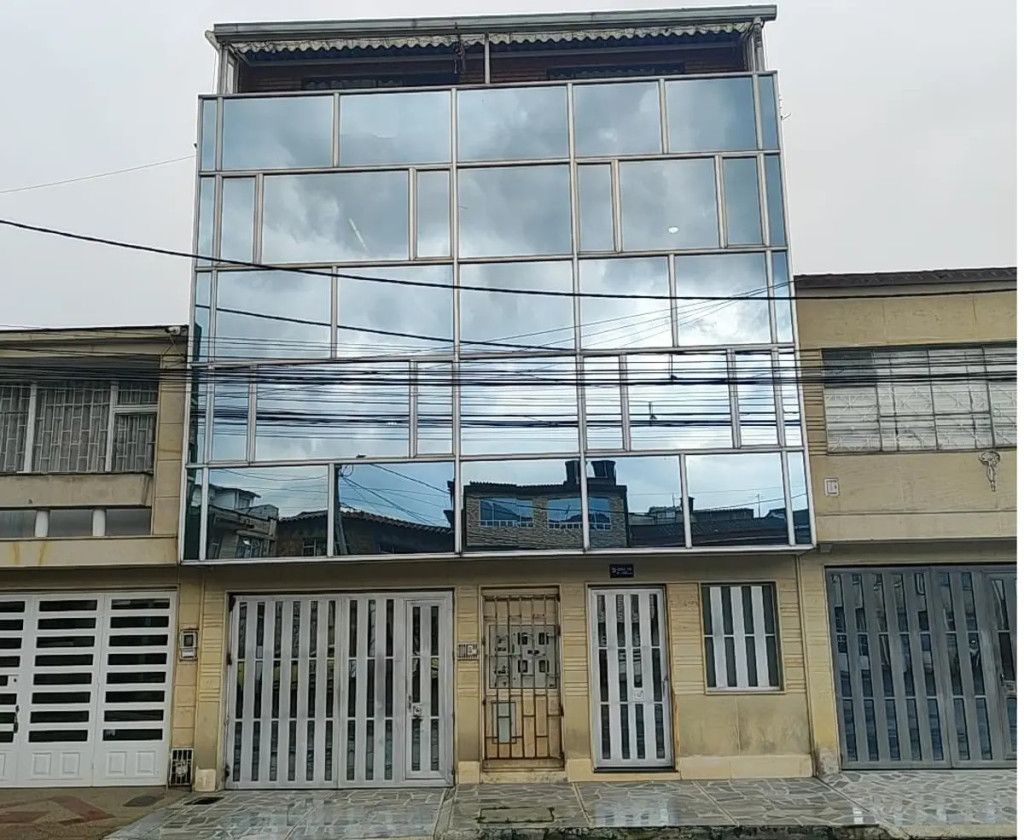 Edificio en venta Cundinamarca Bogotá San Antonio De Padua 526 m2 Habitaciones 0 Baños 9 Garajes 3 Precio $1200000000