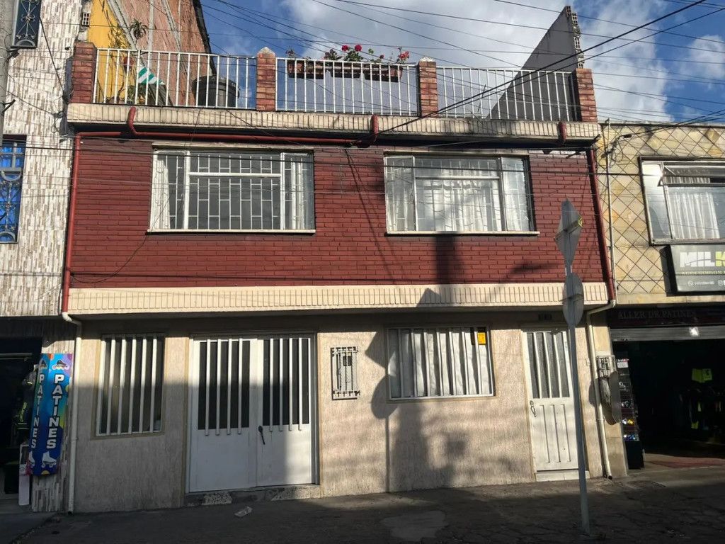 Casa en venta Cundinamarca Bogotá Bosque Popular 262 m2 Habitaciones 4 Baños 5 Garajes 0 Precio $1300000000