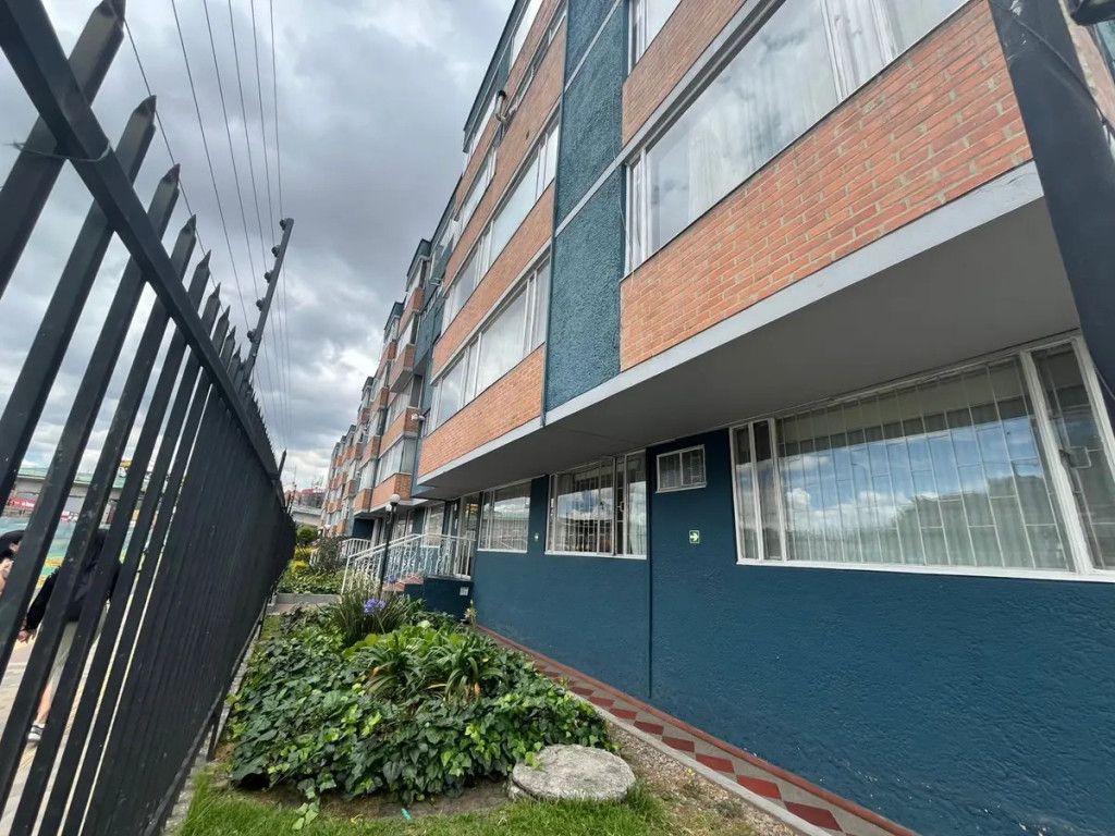 Apartamento en venta Cundinamarca Bogotá Puente Largo 104 m2 Habitaciones 4 Baños 3 Garajes 2 Precio $520000000
