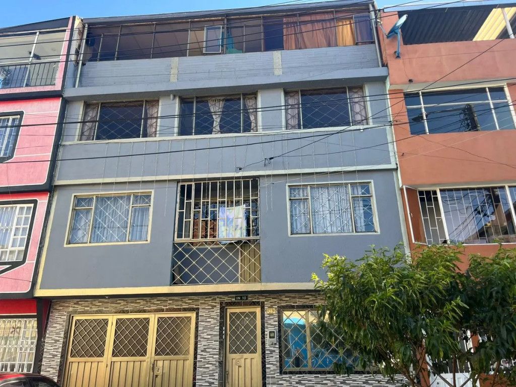 Casa en venta Cundinamarca Bogotá Camino Viejo De San Cristóbal 270 m2 Habitaciones 7 Baños 4 Garajes 1 Precio $550000000