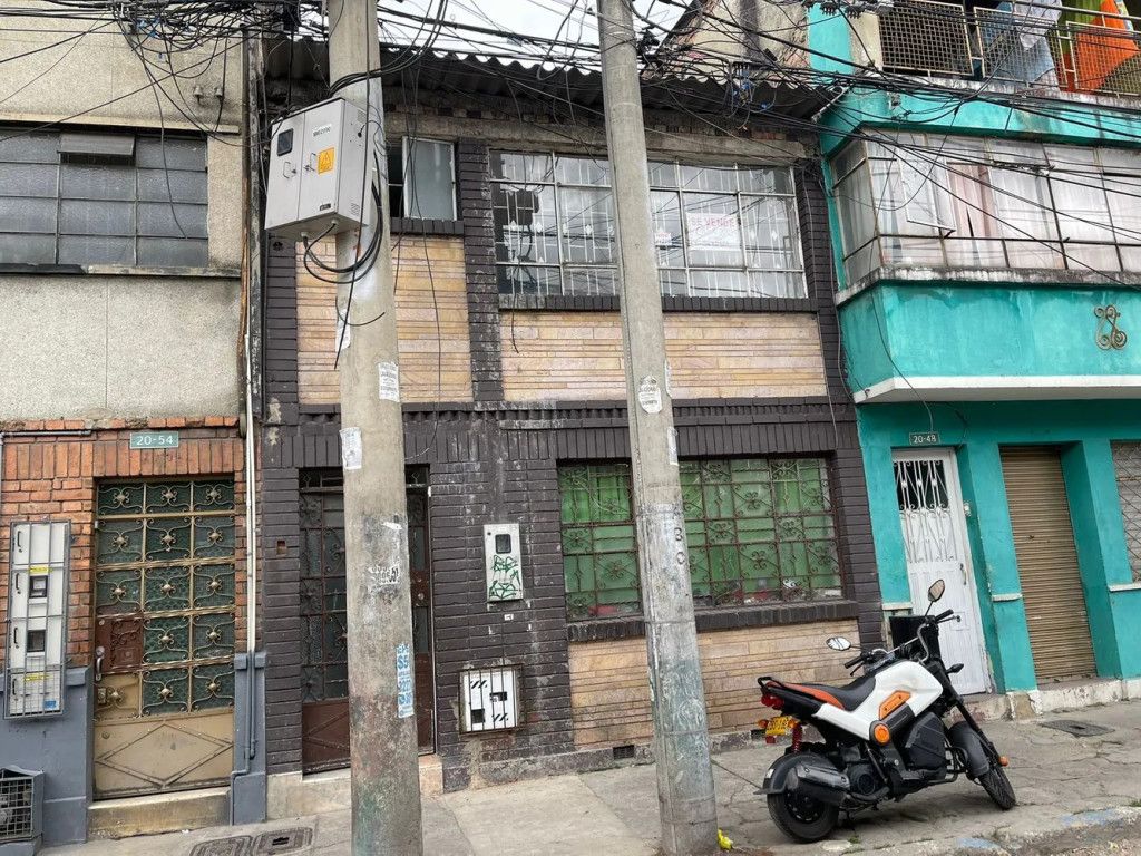 Casa en venta Cundinamarca Bogotá San Antonio De Padua 200 m2 Habitaciones 8 Baños 4 Garajes 0 Precio $500000000