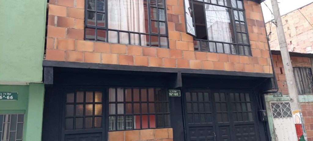 Casa en venta Cundinamarca Bogotá Sotavento 132 m2 Habitaciones 4 Baños 4 Garajes 1 Precio $595000000