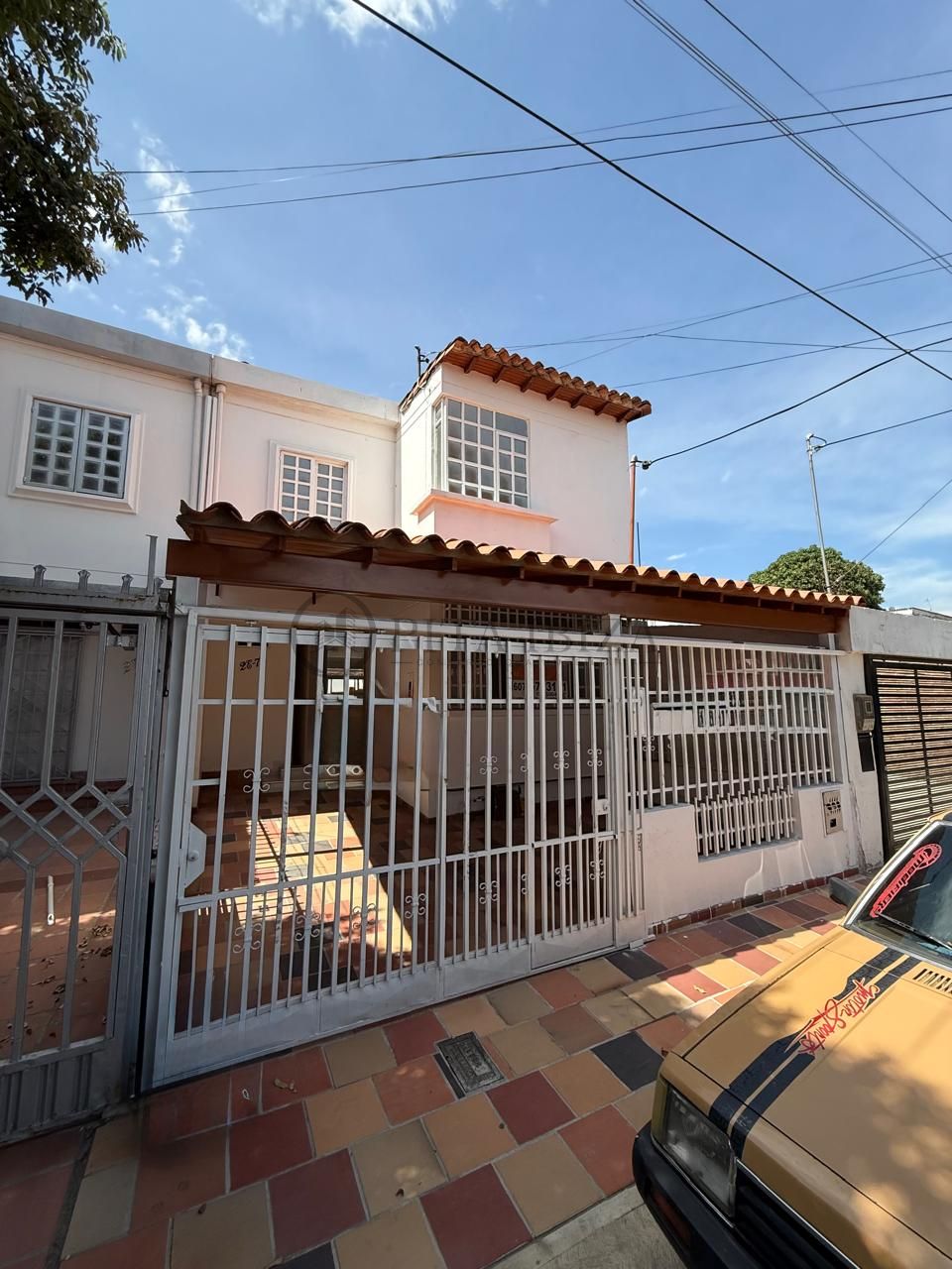 Casa en arriendo Norte De Santander Cúcuta Quinta Oriental 150 m2 Habitaciones 3 Baños 4 Garajes 2 Precio $2300000