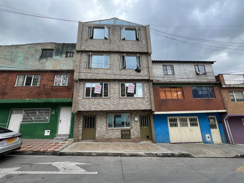 Casa en venta Cundinamarca Bogotá La Victoria 360 m2 Habitaciones 12 Baños 6 Garajes 0 Precio $380000000