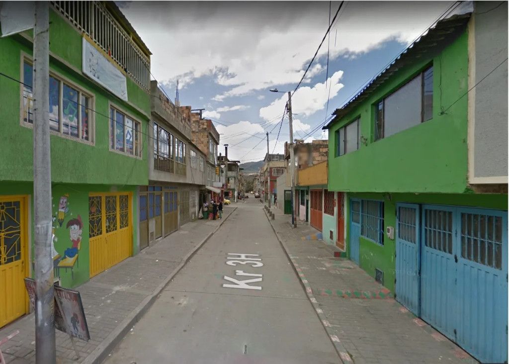 Casa en venta Cundinamarca Bogotá Brasil 222 m2 Habitaciones 4 Baños 3 Garajes 1 Precio $320000000