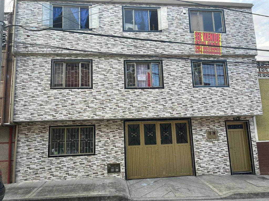 Casa en venta Cundinamarca Bogotá La Cabrera 510 m2 Habitaciones 8 Baños 4 Garajes 3 Precio $720000000