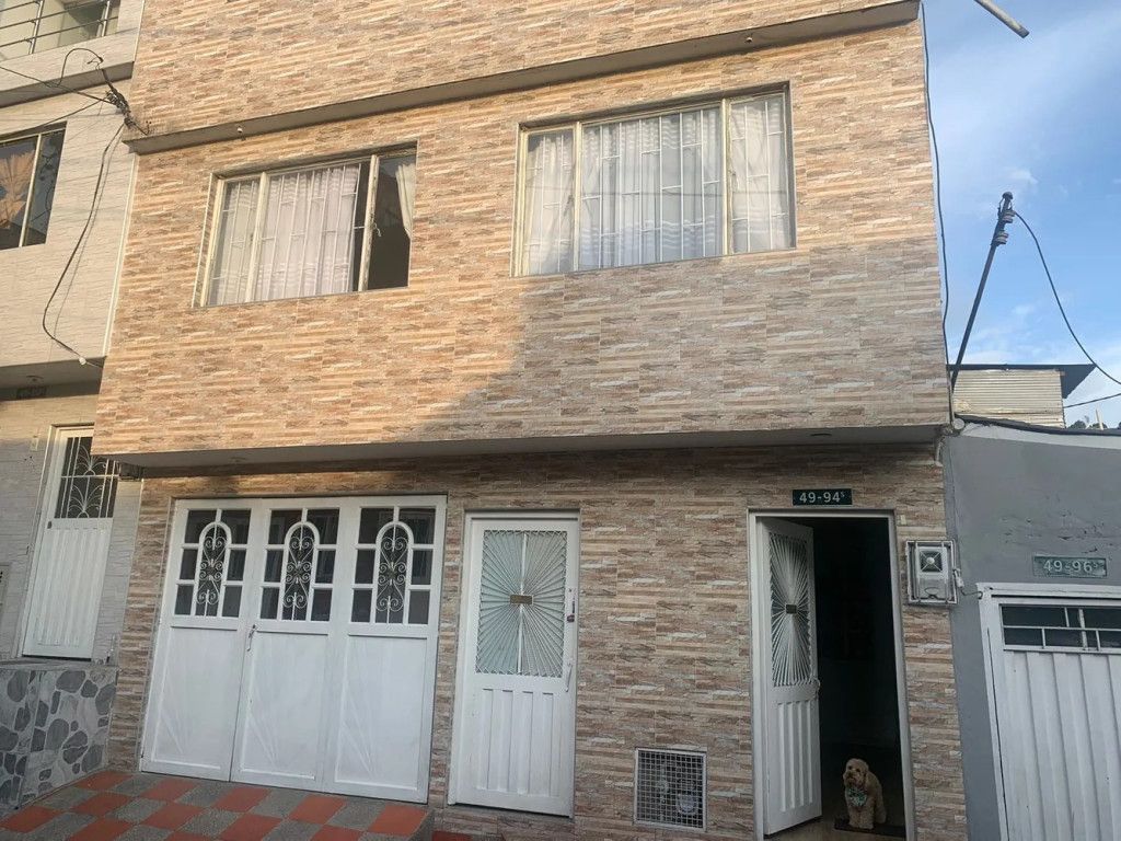 Casa en venta Cundinamarca Bogotá Diana Turbay 72 m2 Habitaciones 6 Baños 3 Garajes 1 Precio $350000000