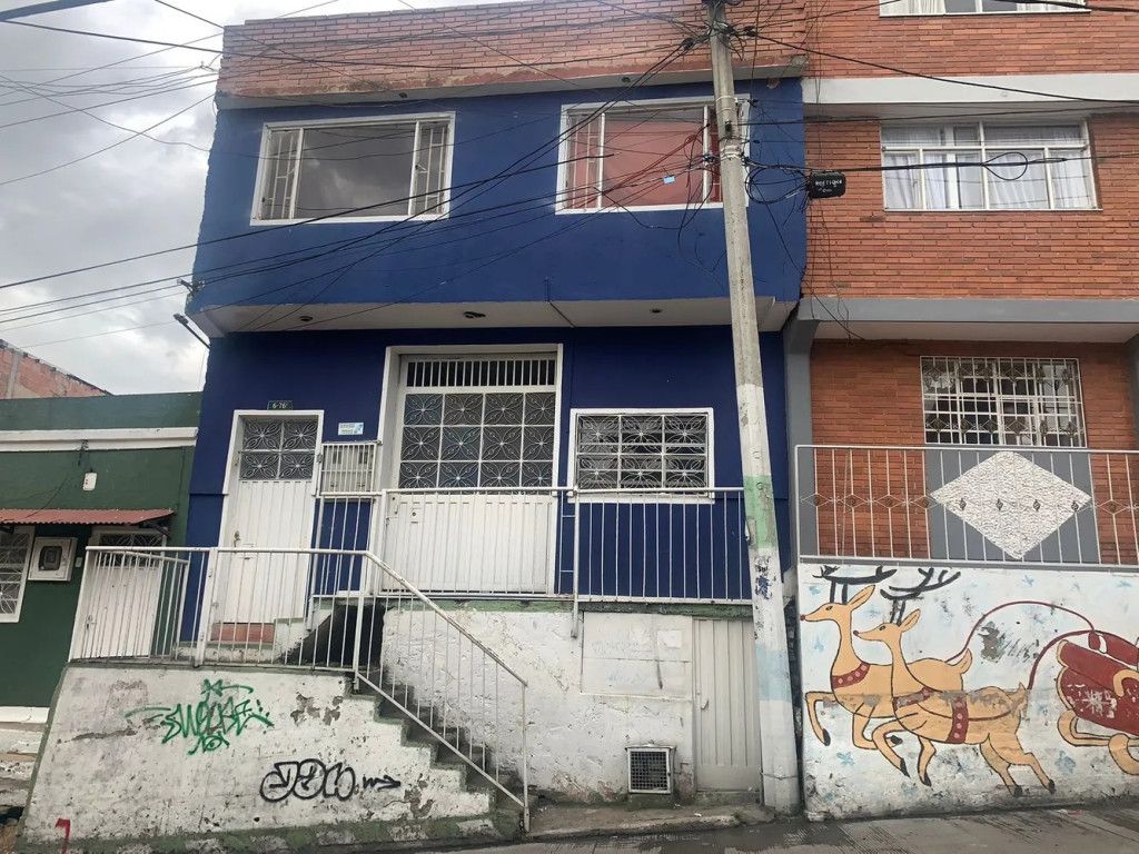 Casa en venta Cundinamarca Bogotá La Victoria 340 m2 Habitaciones 2 Baños 2 Garajes 0 Precio $370000000
