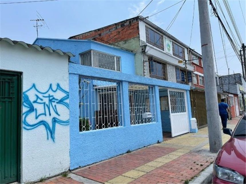 Casa en venta Cundinamarca Bogotá Ciudad Jardín Sur 180 m2 Habitaciones 3 Baños 2 Garajes 1 Precio $650000000