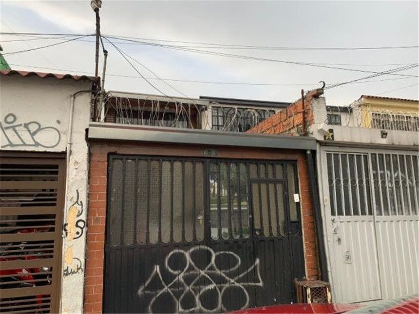 Casa en venta Cundinamarca Bogotá Autopista Muzu 0riental 174 m2 Habitaciones 4 Baños 3 Garajes 3 Precio $850000000