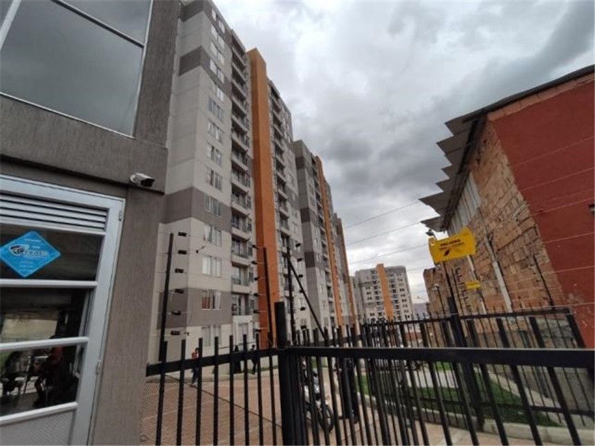 Apartamento en venta Cundinamarca Bogotá Granjas San Pablo 50 m2 Habitaciones 3 Baños 2 Garajes 0 Precio $200000000