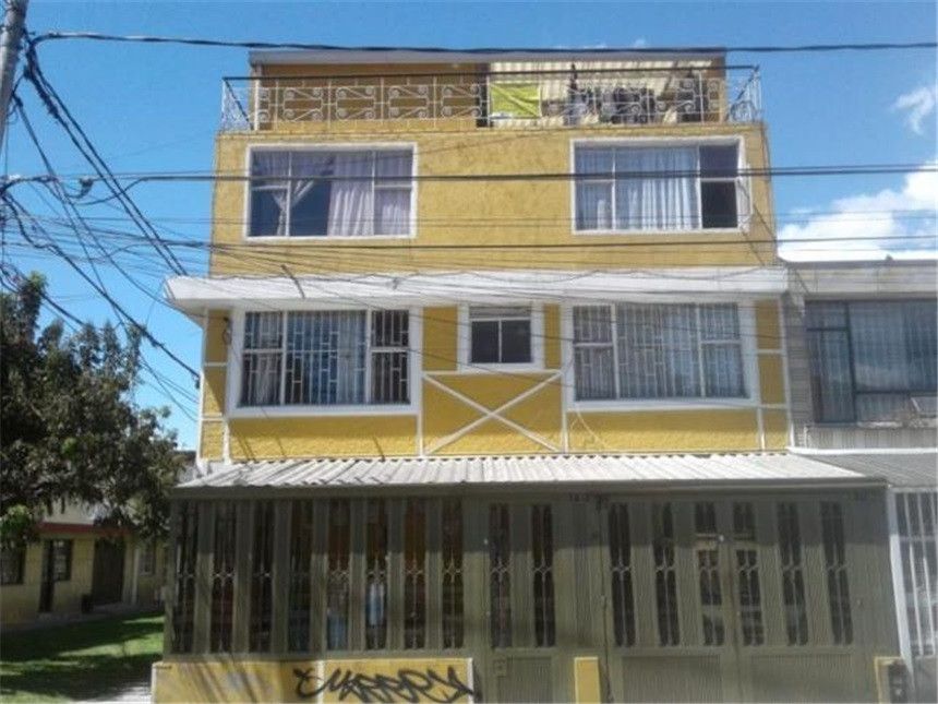 Casa en venta Cundinamarca Bogotá Santa Isabel Sur 275 m2 Habitaciones 10 Baños 6 Garajes 1 Precio $820000000