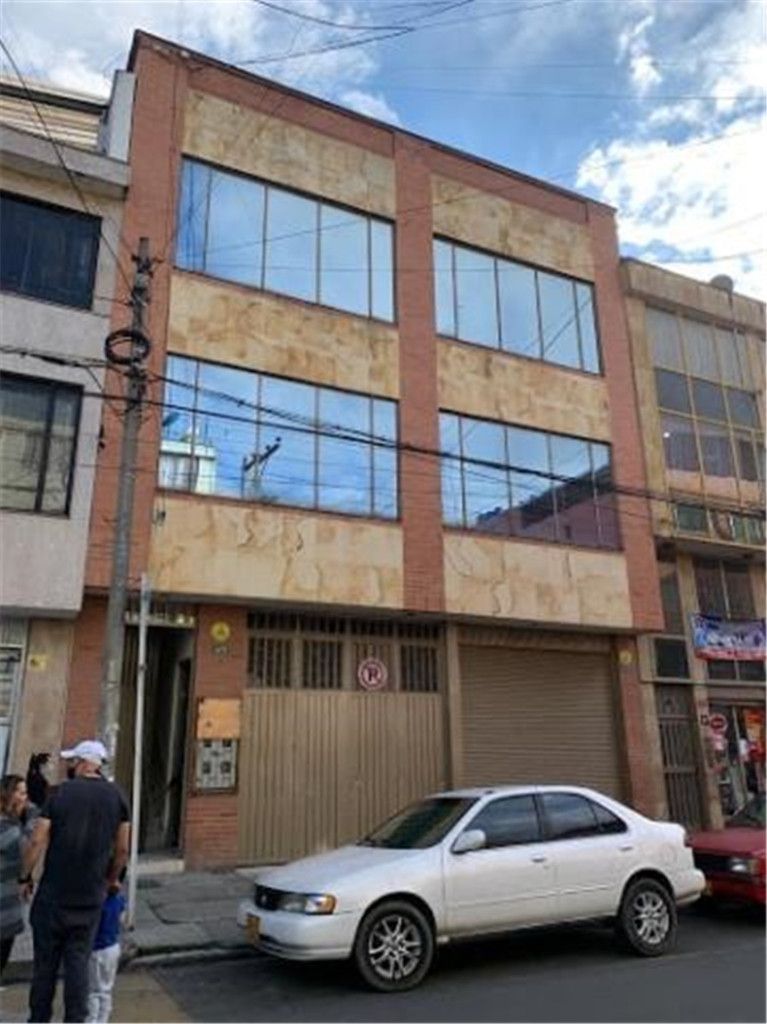 Edificio en venta Cundinamarca Bogotá Restrepo 635 m2 Habitaciones 1 Baños 9 Garajes 0 Precio $1650000000