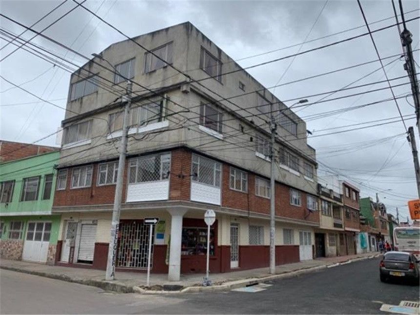 Casa en venta Cundinamarca Bogotá La Estrada 560 m2 Habitaciones 16 Baños 9 Garajes 2 Precio $1500000000