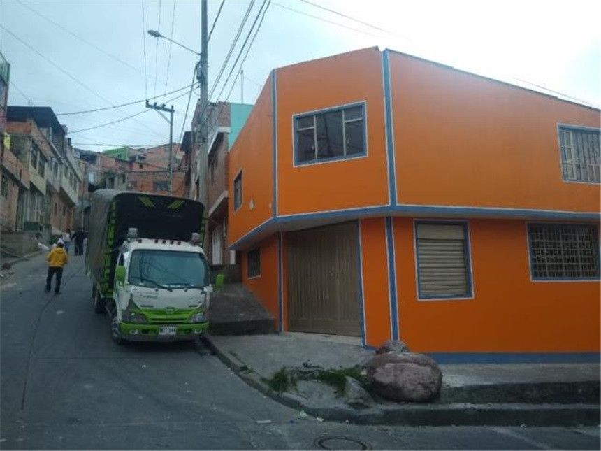 Casa en venta Cundinamarca Bogotá La Cabrera 220 m2 Habitaciones 4 Baños 2 Garajes 0 Precio $300000000