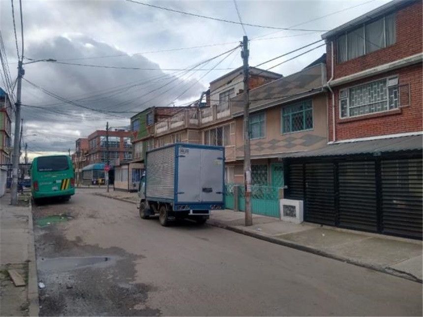 Casa en venta Cundinamarca Bogotá Colombia 326 m2 Habitaciones 11 Baños 4 Garajes 1 Precio $510000000