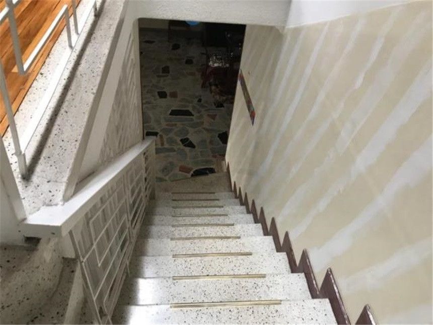 Casa en venta Cundinamarca Bogotá Caracas 310 m2 Habitaciones 6 Baños 3 Garajes 3 Precio $800000000