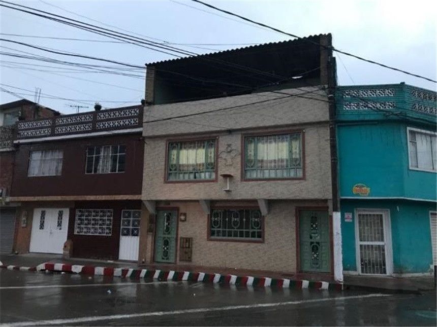 Casa en venta Cundinamarca Bogotá San Pablo 360 m2 Habitaciones 12 Baños 6 Garajes 0 Precio $400000000