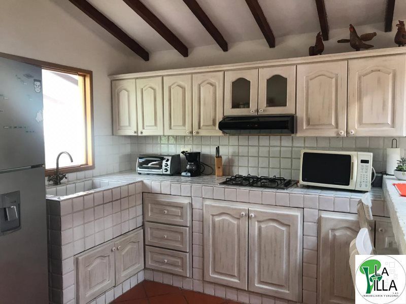 Casa en venta Antioquia Rionegro Centro 2500 m2 Habitaciones 3 Baños 2 Garajes 0 Precio $1390000000