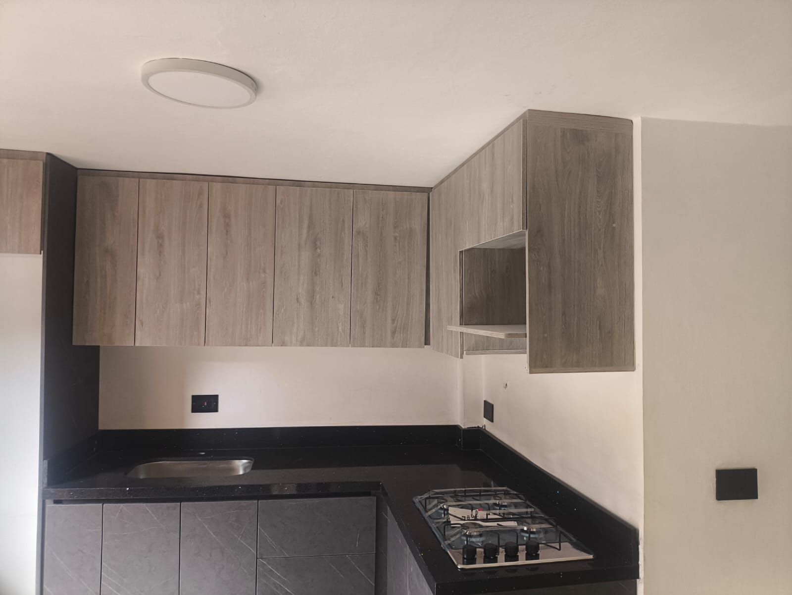 Apartamento en arriendo Antioquia Medellín San Cristobal 75 m2 Habitaciones 4 Baños 1 Garajes 0 Precio $1400000