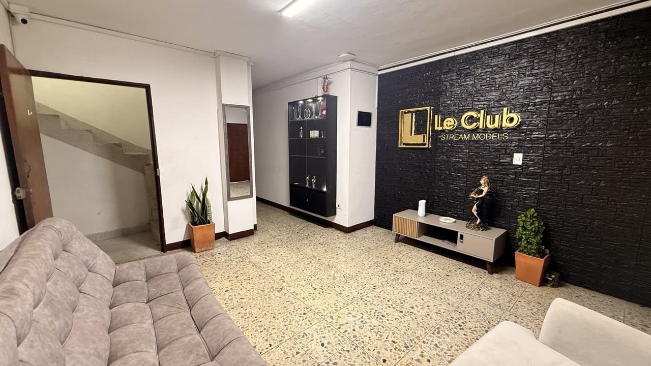 Casa en venta Antioquia Medellín Los Conquistadores 800 m2 Habitaciones 6 Baños 6 Garajes 1 Precio $5500000000