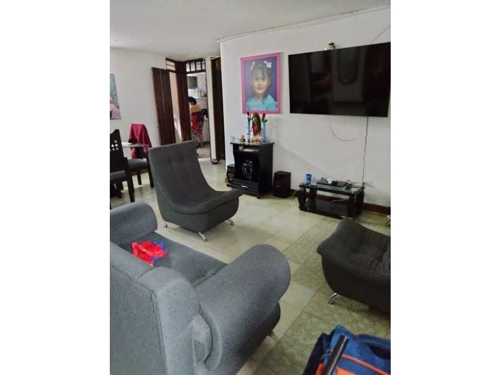 Casa en venta Quindío Armenia Granada 144 m2 Habitaciones 9 Baños 3 Garajes 3 Precio $650000000