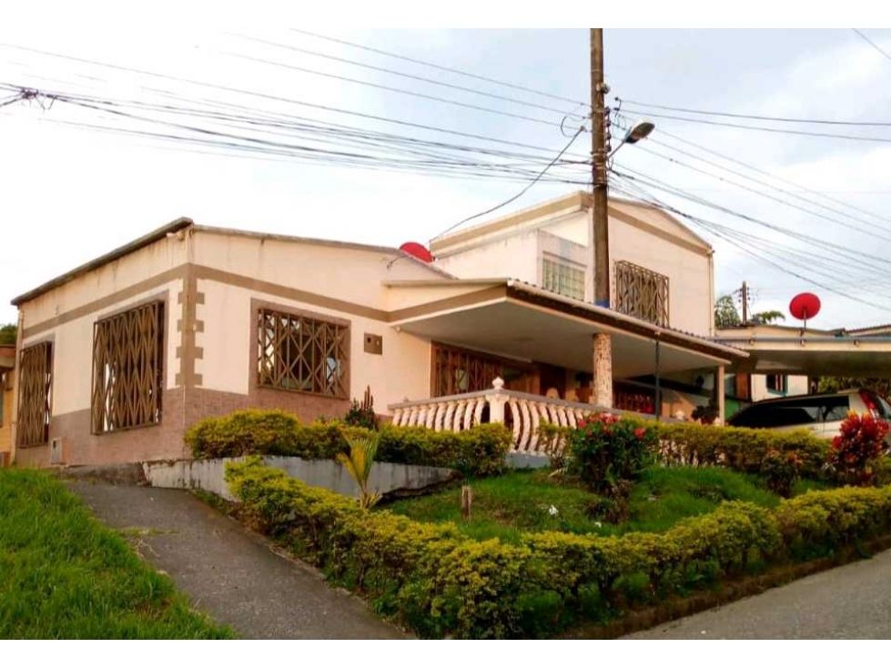 Casa en venta Valle Del Cauca Ulloa Ulloa 130 m2 Habitaciones 3 Baños 2 Garajes 1 Precio $300000000