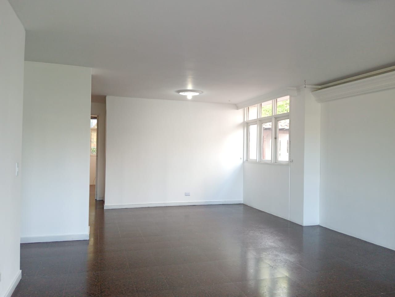 Apartamento en arriendo Antioquia Medellín Los Conquistadores 135 m2 Habitaciones 3 Baños 2 Garajes 0 Precio $3350000