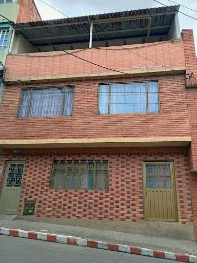Casa en venta Cundinamarca Bogotá Alfonso López Michelsen 294 m2 Habitaciones 7 Baños 4 Garajes 0 Precio $550000000
