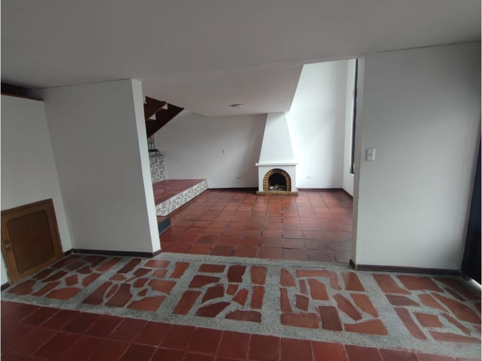 Casa en arriendo Caldas Manizales Palermo Bajo 233 m2 Habitaciones 4 Baños 4 Garajes 1 Precio $4800000