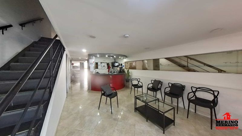 Edificio en arriendo Antioquia Medellín Laureles 1400 m2 Habitaciones 30 Baños 33 Garajes 4 Precio $45000000