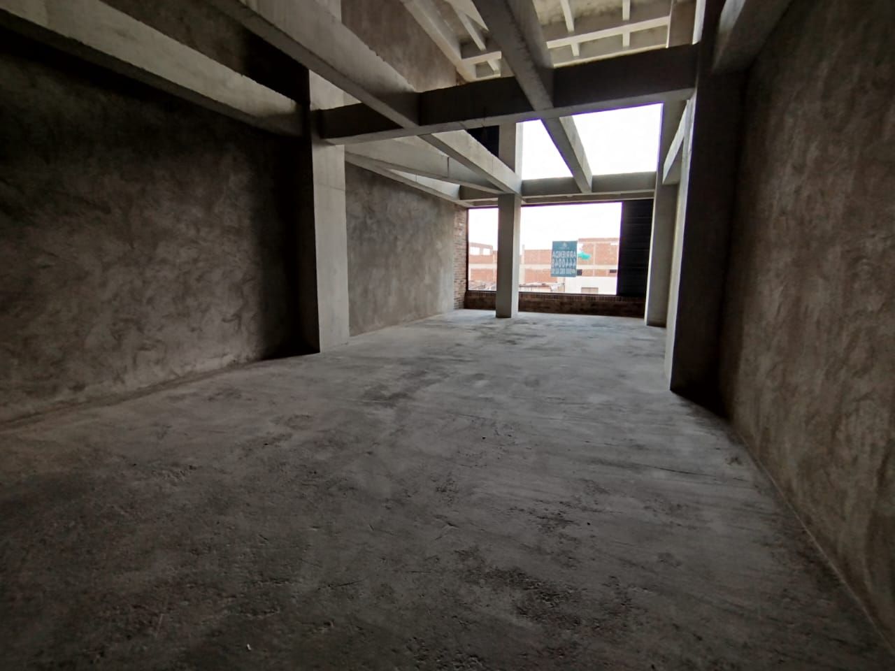 Local en arriendo Antioquia Medellín San Isidro 175 m2 Habitaciones 0 Baños 0 Garajes 0 Precio $3510063