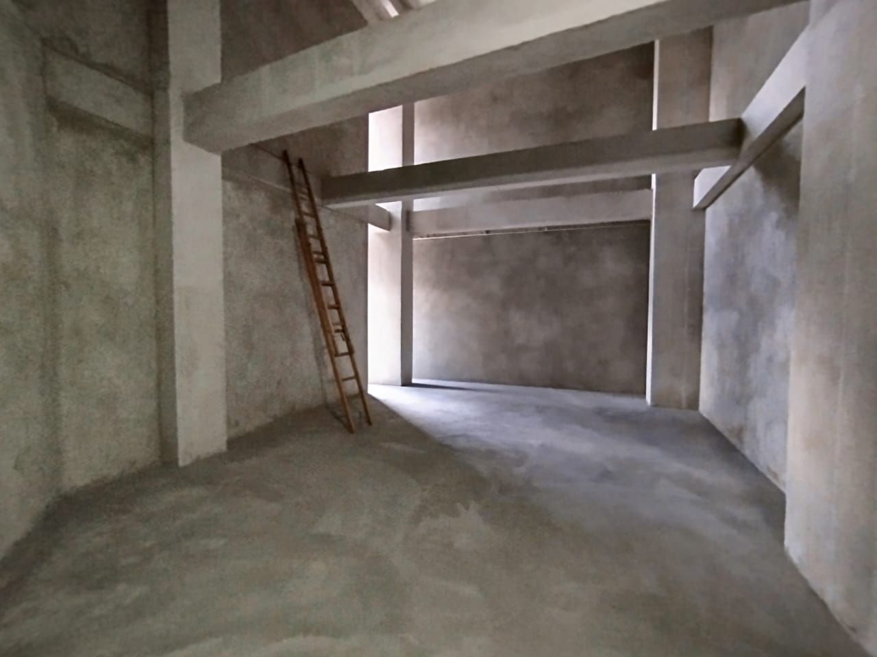 Local en arriendo Antioquia Medellín San Isidro 92 m2 Habitaciones 0 Baños 0 Garajes 0 Precio $1874325