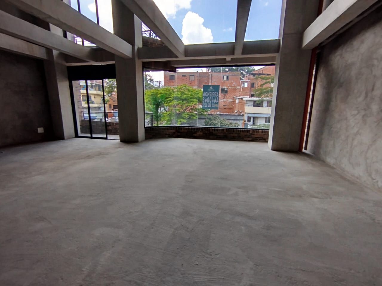Local en arriendo Antioquia Medellín San Isidro 115 m2 Habitaciones 0 Baños 0 Garajes 0 Precio $5826138