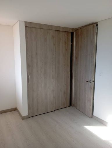 Casa en arriendo Antioquia Rionegro Belchite 84 m2 Habitaciones 2 Baños 3 Garajes 1 Precio $2500000