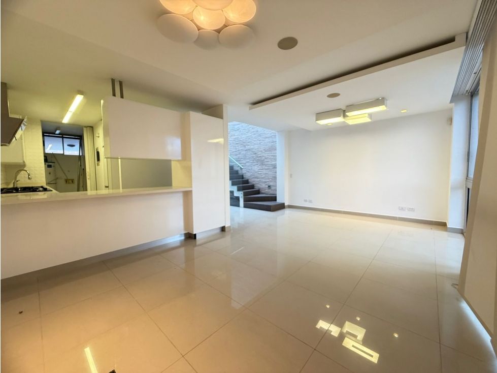 Casa en arriendo Antioquia Envigado Loma Del Atravesado 210 m2 Habitaciones 4 Baños 5 Garajes 2 Precio $11000000