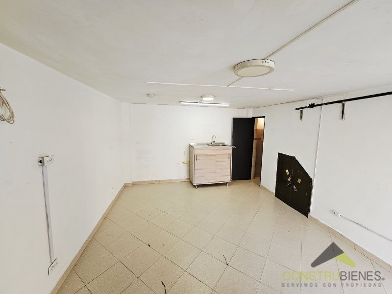 Local en arriendo Antioquia Envigado San José 20 m2 Habitaciones 0 Baños 1 Garajes 0 Precio $1500000